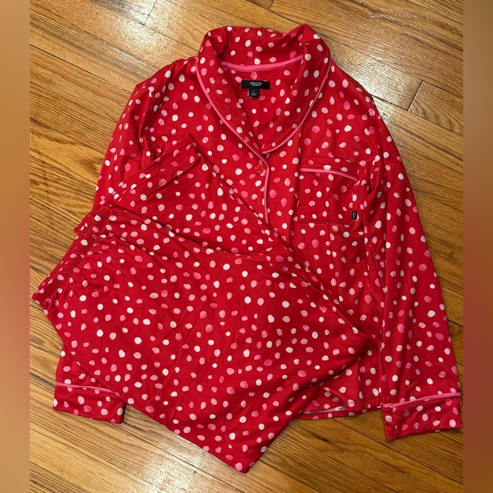 2 Piece PolkaDot Pajama Set with POCKETS!